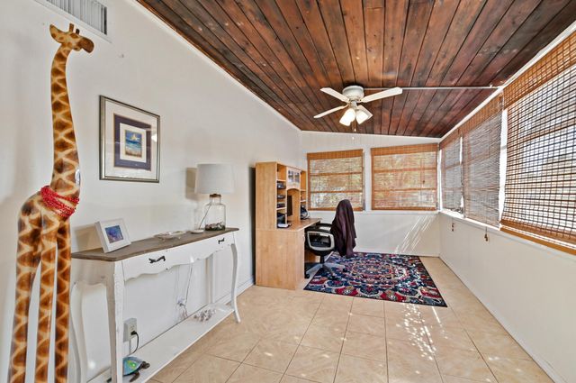 701 Palmetto Street, West Palm Beach, FL 33405