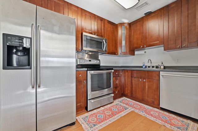 701 Palmetto Street, West Palm Beach, FL 33405