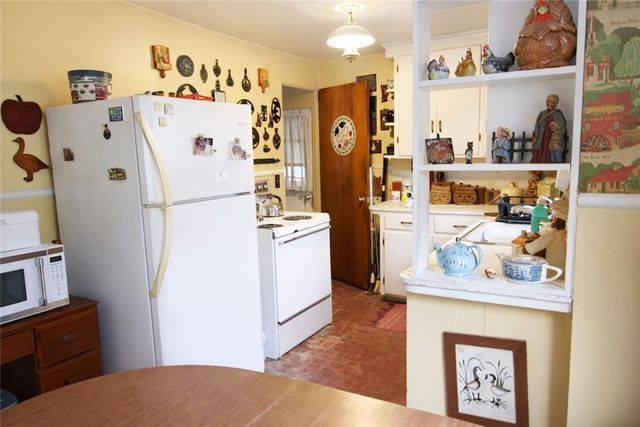 89 Alpine Road, Greece, NY 14612