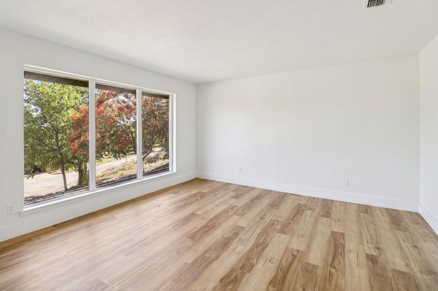 3950 Rowan Drive, Fort Worth, TX 76116