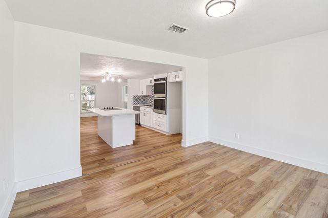 3950 Rowan Drive, Fort Worth, TX 76116