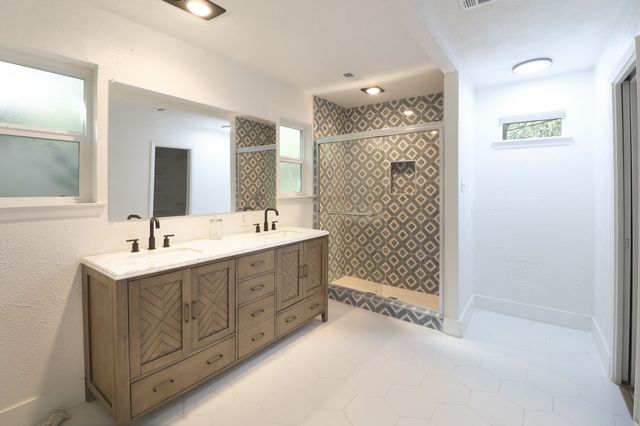 3950 Rowan Drive, Fort Worth, TX 76116