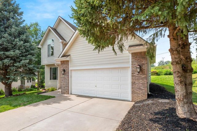 130 ARBOR Circle, Council Bluffs, IA 51503