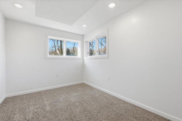 130 ARBOR Circle, Council Bluffs, IA 51503