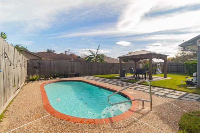 3719 Royal Manor Drive, Houston, TX 77082