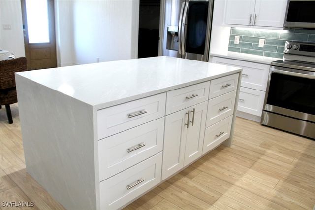 23485 Olde Meadowbrook CIR, Estero, FL 34134