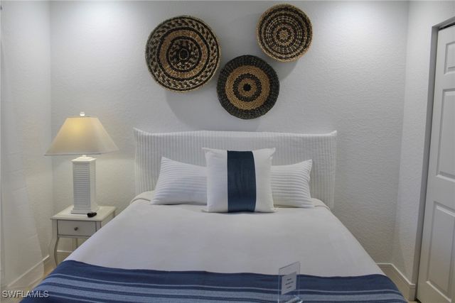 23485 Olde Meadowbrook CIR, Estero, FL 34134