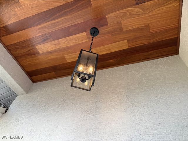 23485 Olde Meadowbrook CIR, Estero, FL 34134