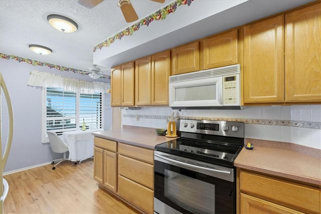 7165 28TH AVENUE W, Bradenton, FL 34209