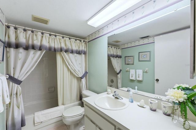 7165 28TH AVENUE W, Bradenton, FL 34209