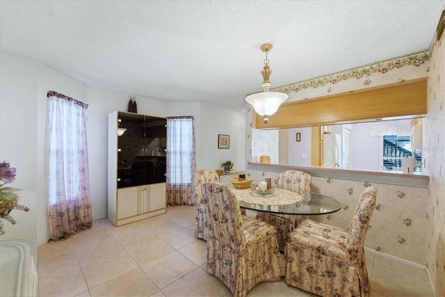 7165 28TH AVENUE W, Bradenton, FL 34209