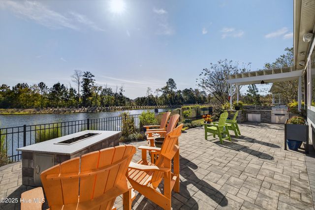 1308 Cross Water Circle, Leland, NC 28451