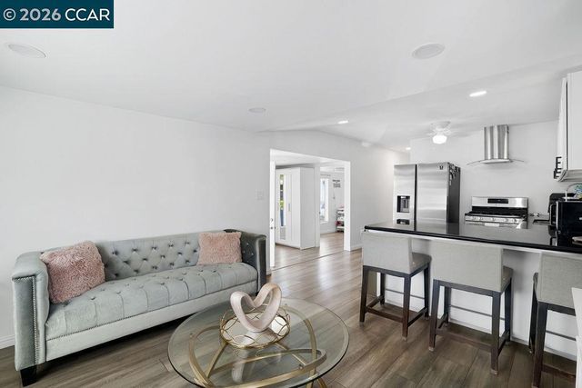 3301 Buchanan Rd, Antioch, CA 94509