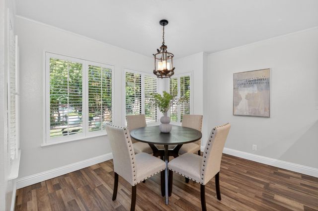 2802 W Downing Court, Fresno, CA 93711