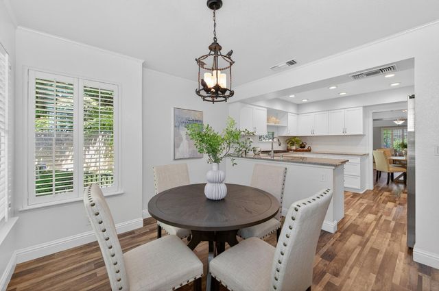2802 W Downing Court, Fresno, CA 93711