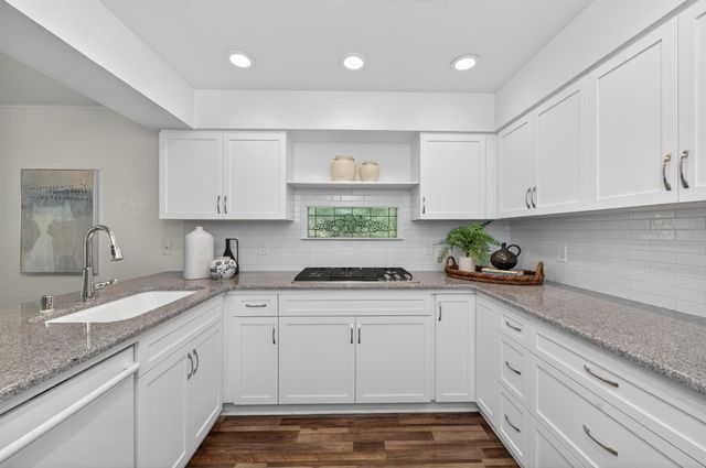 2802 W Downing Court, Fresno, CA 93711