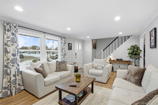 7 Woodbrook Drive, Ridge, NY 11961