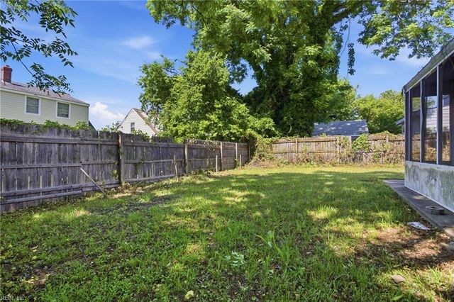 1245 17th ST, Newport News, VA 23607