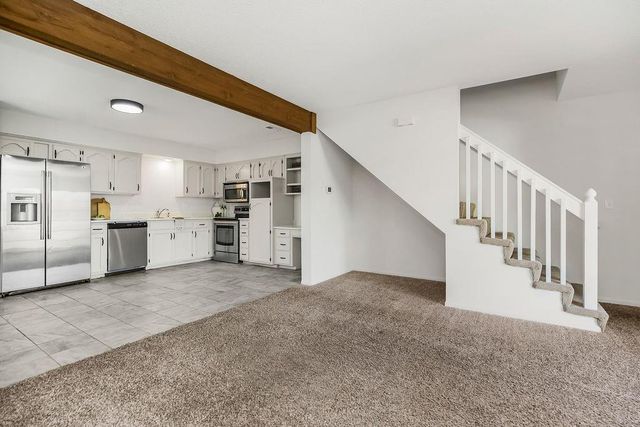 224 SW Pinetree Lane, Lee's Summit, MO 64063