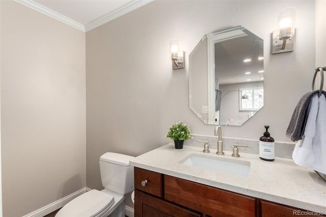 5441 S Clinton Court, Greenwood Village, CO 80111