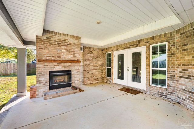 5521 Dunridge Dr, Pace, FL 32571