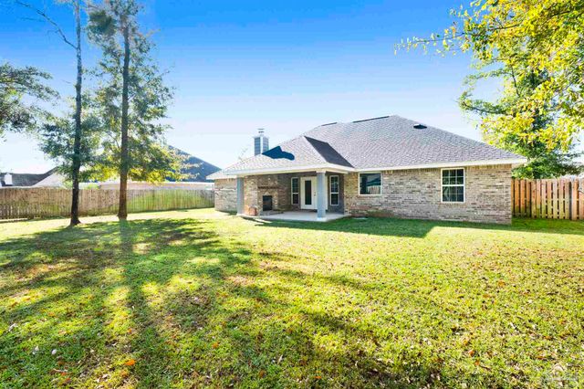 5521 Dunridge Dr, Pace, FL 32571