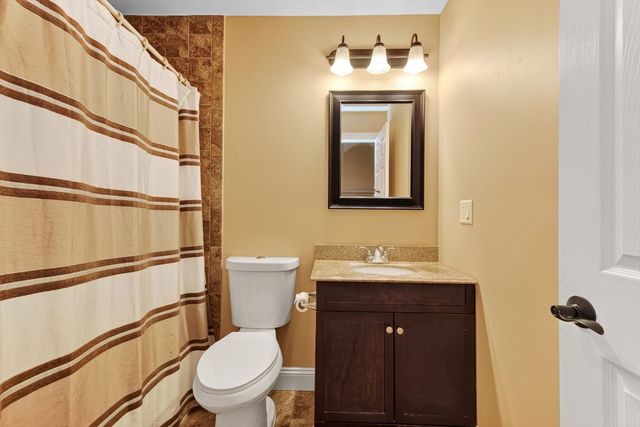18 Saint Marys Way 18, Marlborough, MA 01752