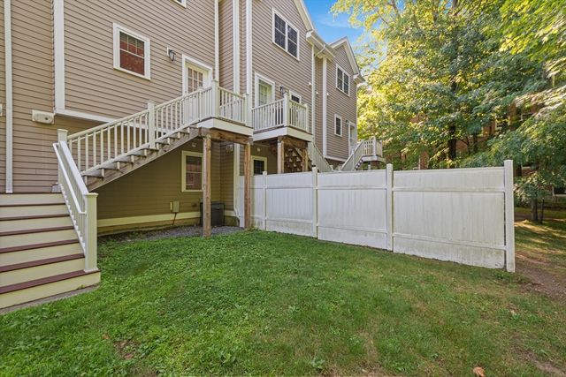 18 Saint Marys Way 18, Marlborough, MA 01752