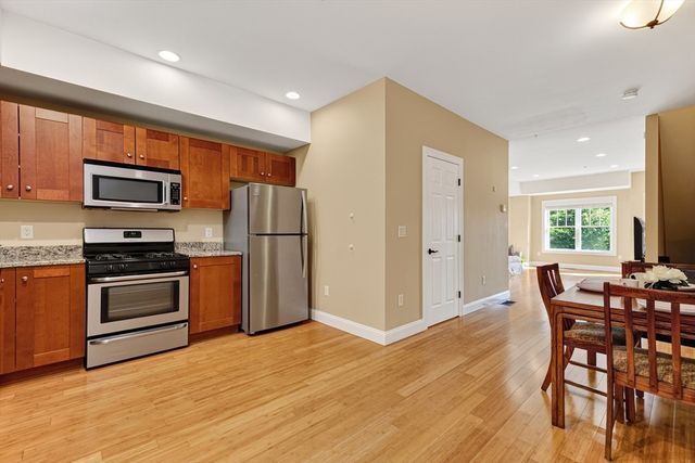18 Saint Marys Way 18, Marlborough, MA 01752