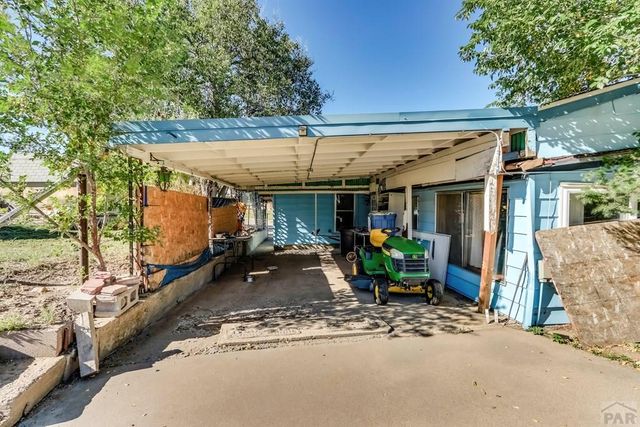 704 W Jefferson St, Trinidad, CO 81082