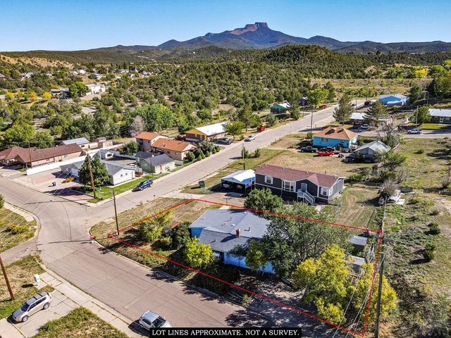704 W Jefferson St, Trinidad, CO 81082