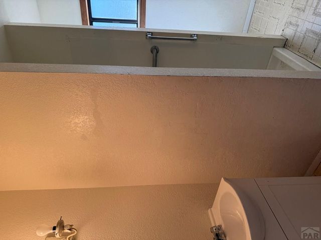 704 W Jefferson St, Trinidad, CO 81082