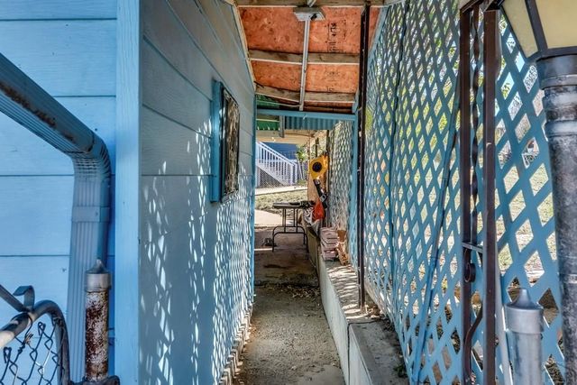 704 W Jefferson St, Trinidad, CO 81082