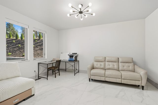 6605 N Conestoga St, Spokane, WA 99208