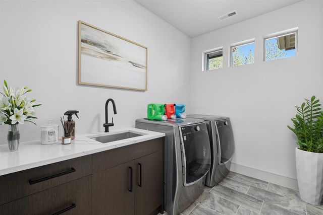 6605 N Conestoga St, Spokane, WA 99208