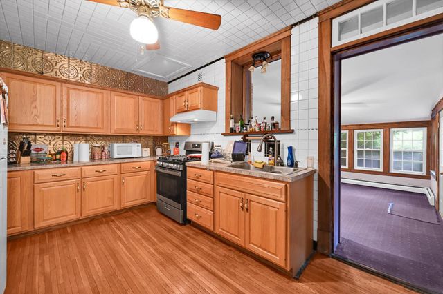 502 FRIEDENSBURG RD, Reading, PA 19606
