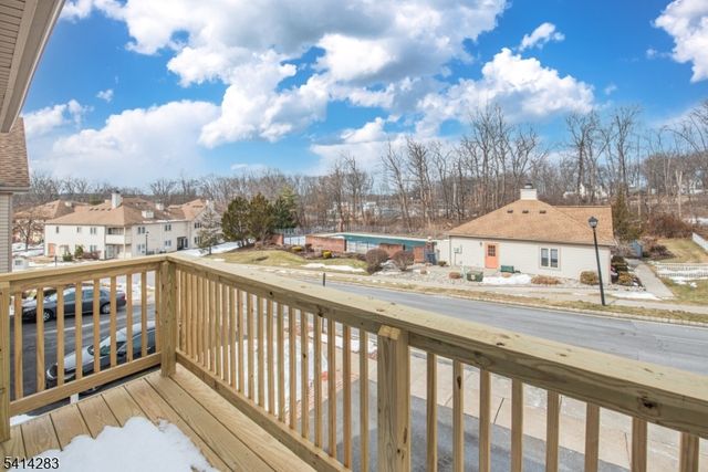 140 Sunrise Dr, Hanover Twp., NJ 07981