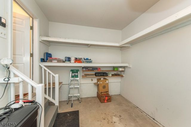 140 Sunrise Dr, Hanover Twp., NJ 07981