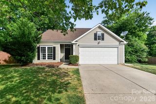 105 N Willow Court, Mount Holly, NC 28120