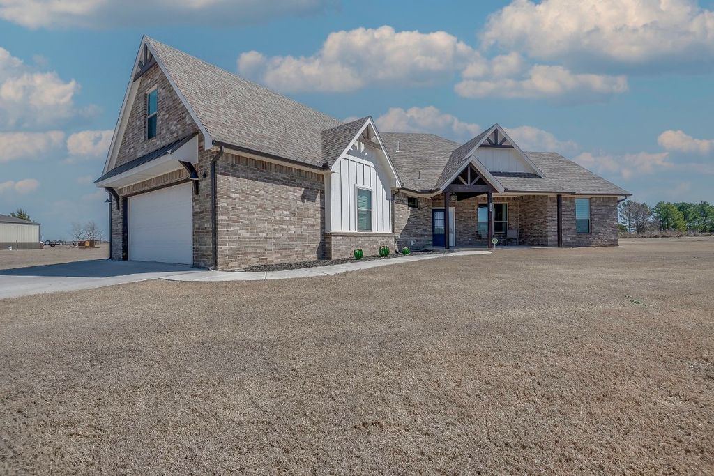 1254 County Street 2908, Tuttle, OK 73089