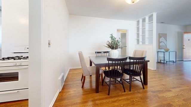 807 E Peralta Way, Fresno, CA 93704