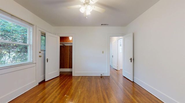 807 E Peralta Way, Fresno, CA 93704