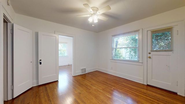 807 E Peralta Way, Fresno, CA 93704