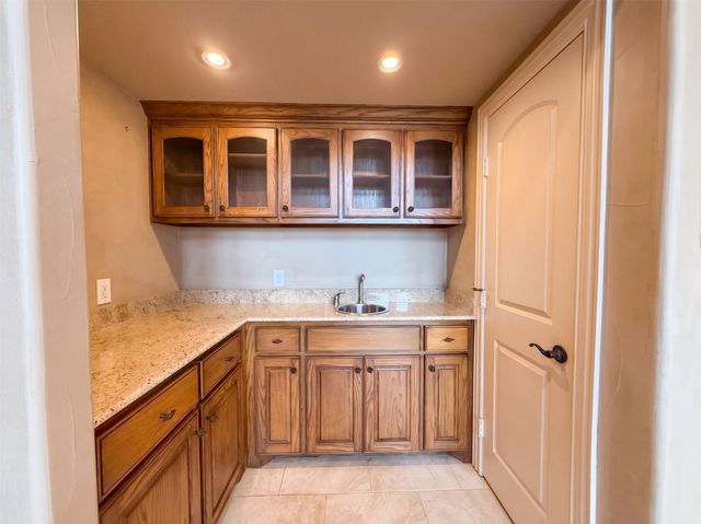 1119 Mallard Pointe Drive, Grand Prairie, TX 75104