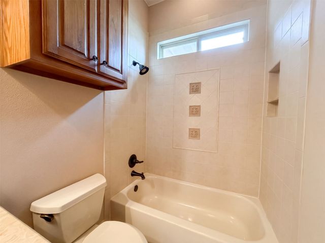 1119 Mallard Pointe Drive, Grand Prairie, TX 75104