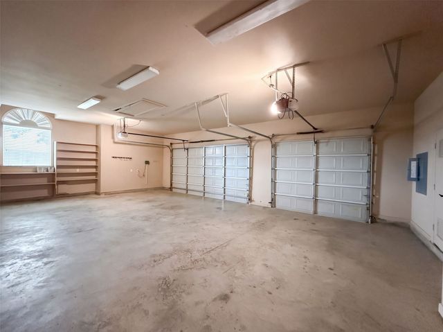 1119 Mallard Pointe Drive, Grand Prairie, TX 75104