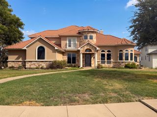 1119 Mallard Pointe Drive, Grand Prairie, TX 75104