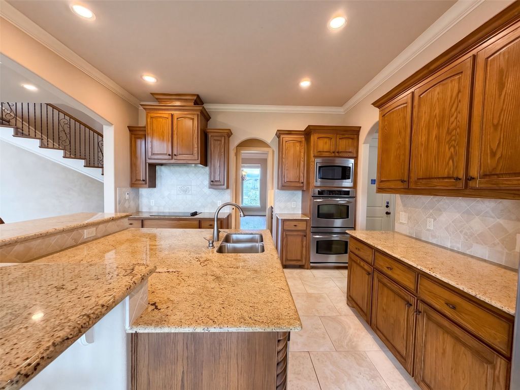 1119 Mallard Pointe Drive, Grand Prairie, TX 75104 — photo 2