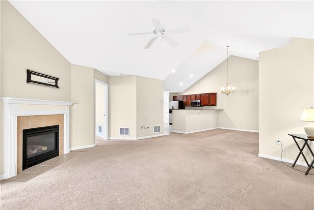 2104 Isleworth Ln, Cranberry Twp, PA 16066