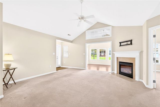 2104 Isleworth Ln, Cranberry Twp, PA 16066
